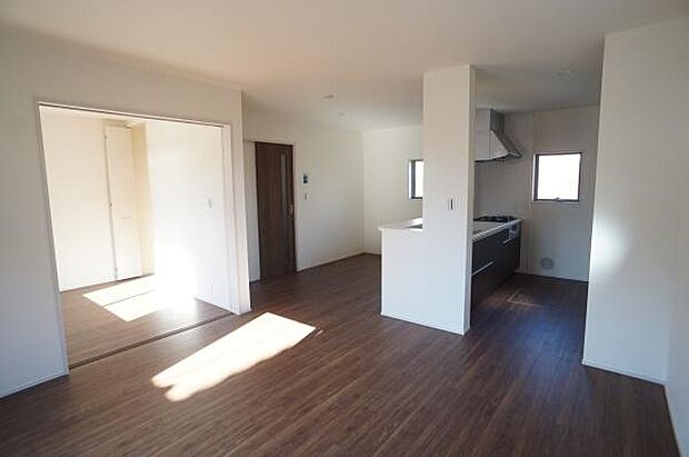 LDKを南側から撮影。