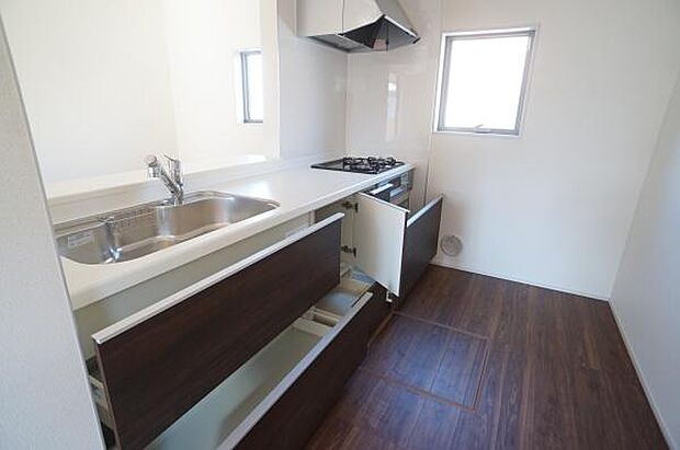 大容量のキッチン収納が出来ます。