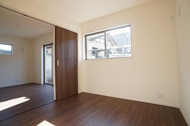 リビング続き間ですが間仕切りを閉めても。