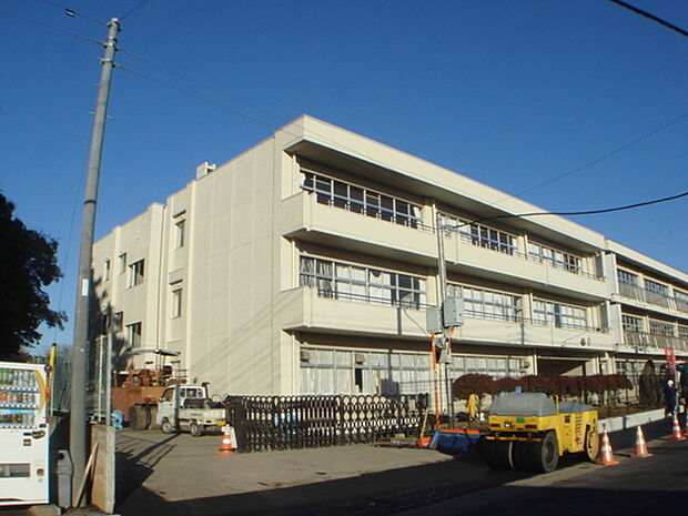 取手市立永山中学校まで1750m