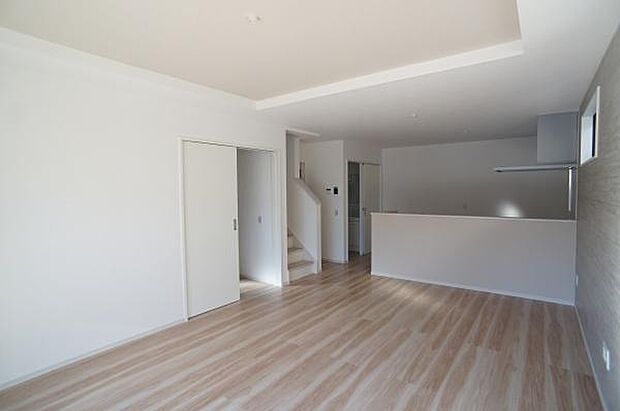 家事動線もスムーズなＬＤＫ。