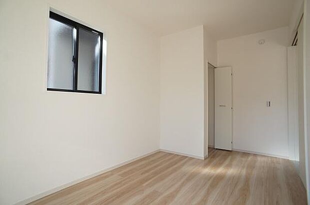 1階、洋室5，1帖。