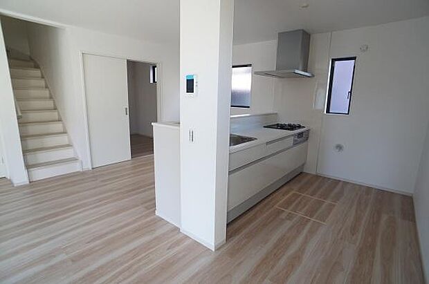 ご家族の顔を見ながら調理を。