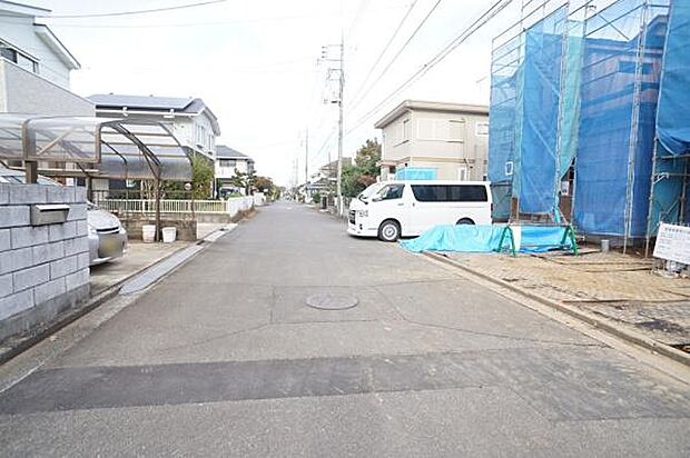 北西側6m公道に接道。