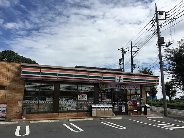 セブンイレブン守谷板戸井店まで791m