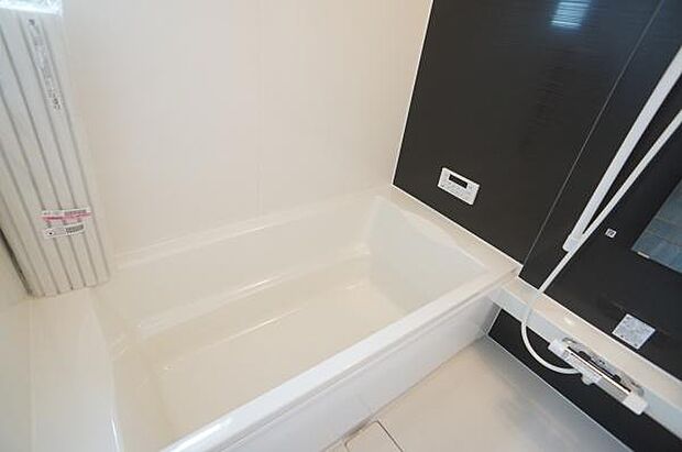 一日の疲れを癒す浴室。