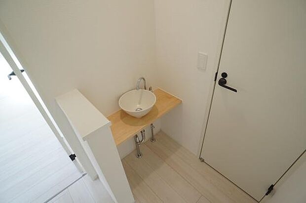 2階の洗面台。