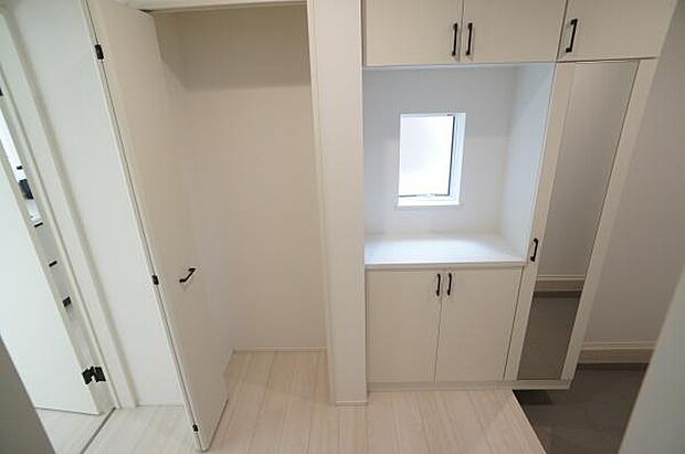 クローゼットとしても便利。