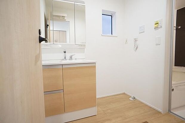 清潔感のある洗面室です。