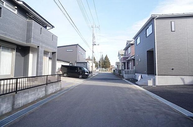 北側6，02ｍ公道に接道。