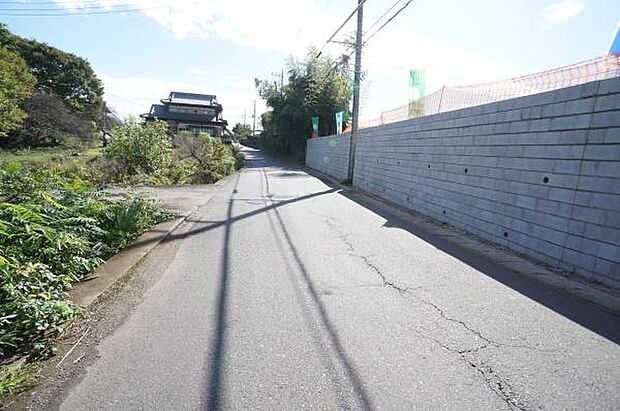 東側6ｍ公道に接道。