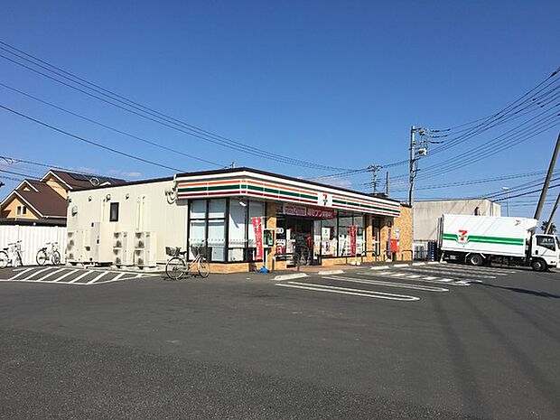 セブンイレブン千代田逆西工業団地入口店まで517m