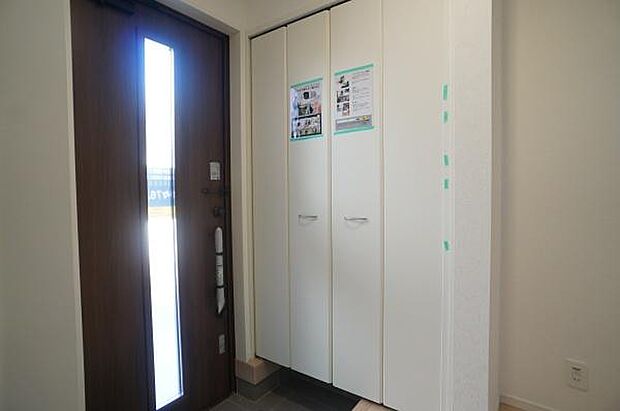 ＴＶモニター付きインターホンが完備。