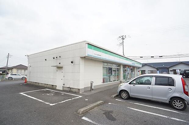 ファミリーマートフレスト土浦中村東店まで971m