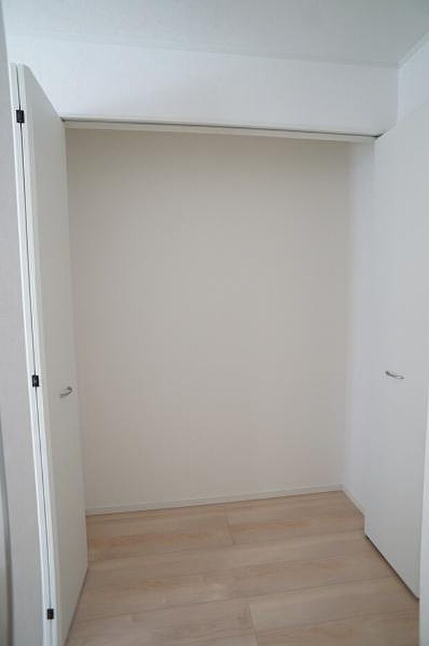 食品等を収納できるパントリーに。