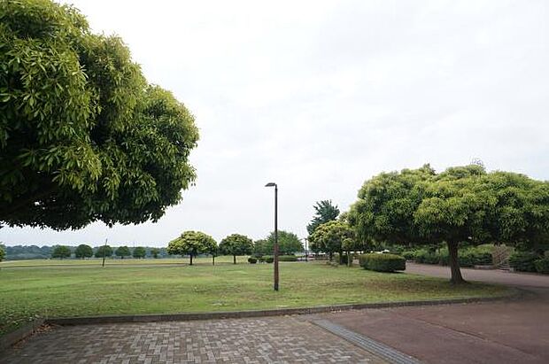 つくば市茎崎運動公園多目的広場まで2790m