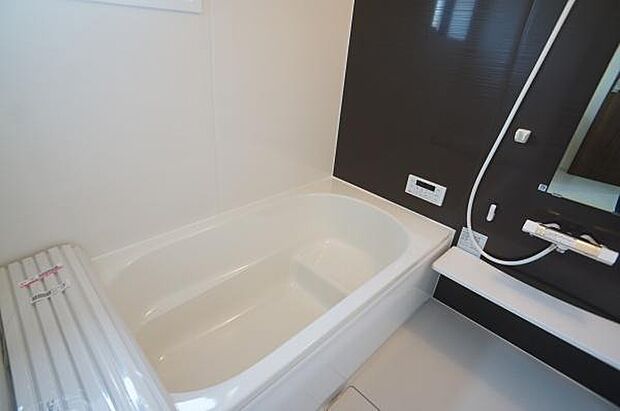 一日の疲れを癒す浴室。