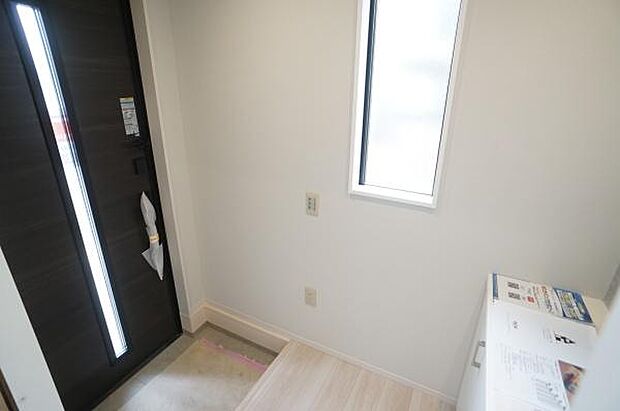 TVモニター付きインターホン完備。