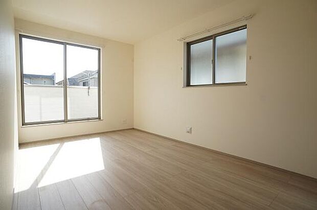 光と風が駆け抜けます。