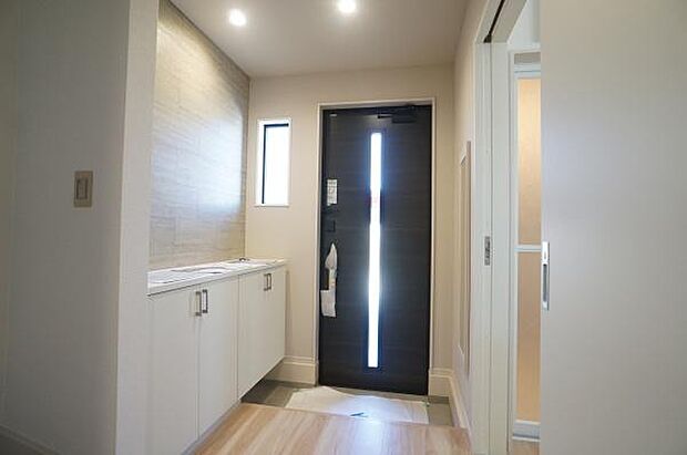 TVモニター付きインターホン完備。