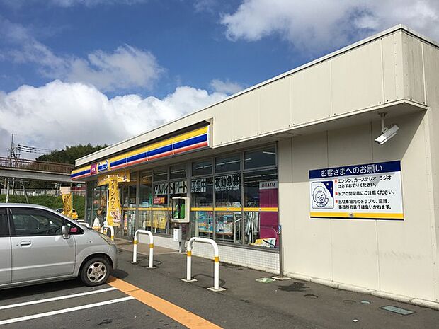 ミニストップ龍ケ崎白羽店まで1307m