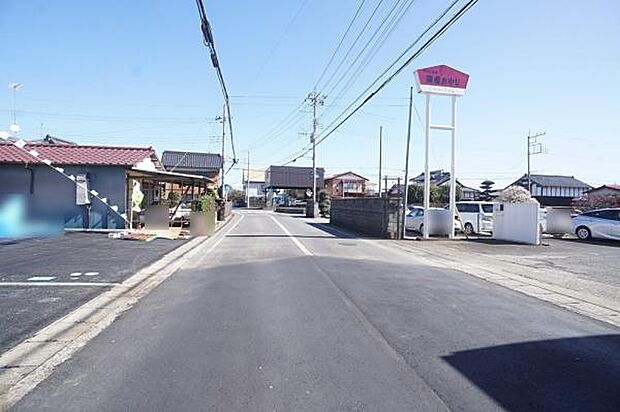 南側7,42m公道に接道。