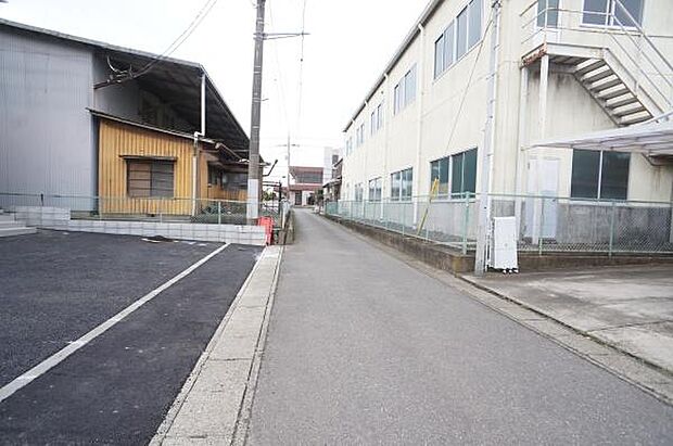 北側4，02ｍ公道に接道。