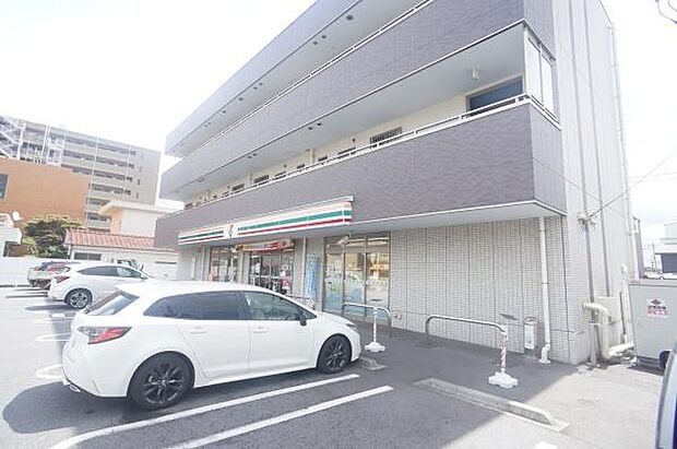 セブンイレブン土浦桜町3丁目店まで290m