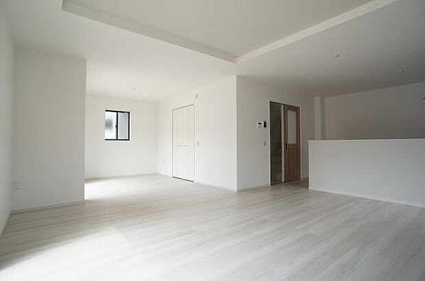 間仕切り対応可能なＬＤＫ。