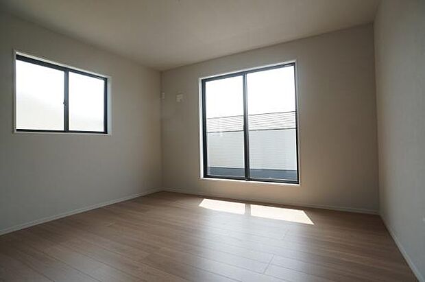 お部屋を広々と使えます。