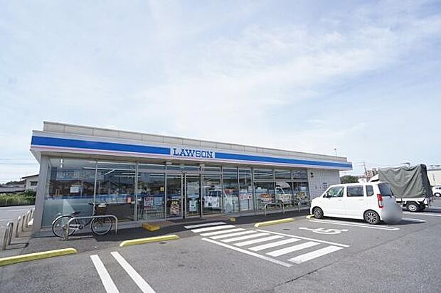 ローソン取手野々井店まで400m