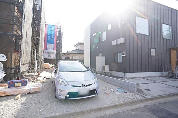 縦列駐車2台可能です。