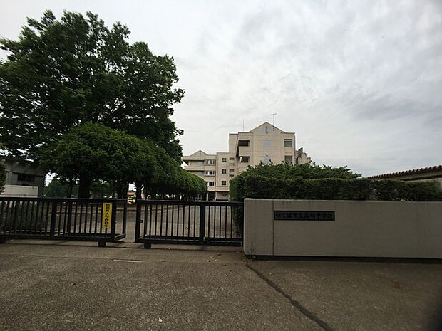 つくば市立高崎中学校まで2000m