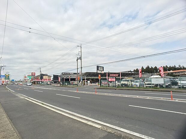 ジョイフル本田荒川沖店まで443m