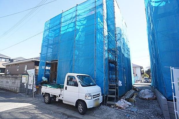 縦列駐車2台可能です。