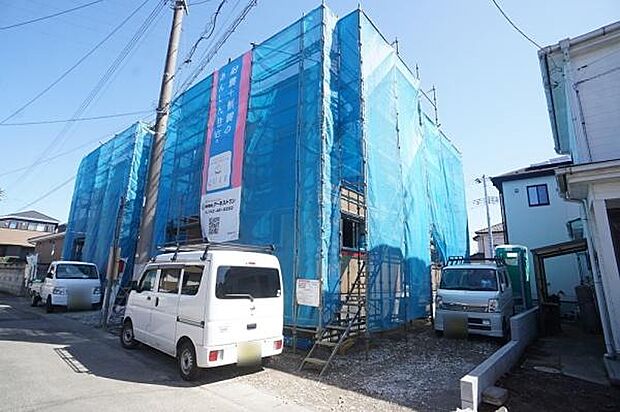 縦列駐車2台可能です。