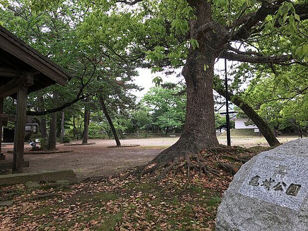 亀城公園まで2249m