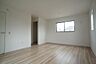 洋室：間仕切り対応可能なお部屋です。