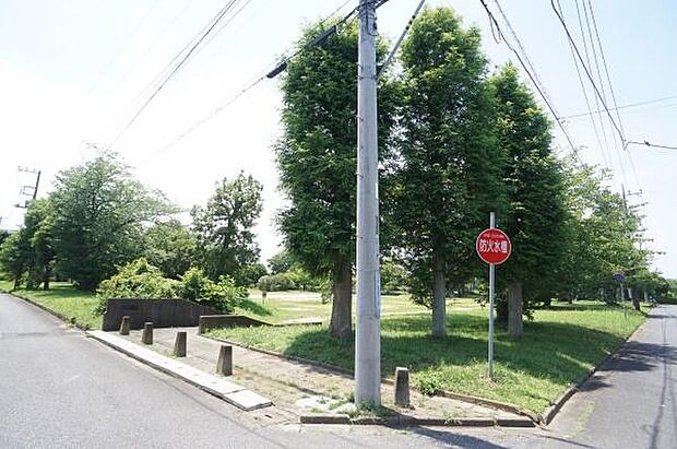 もくせい公園まで500m