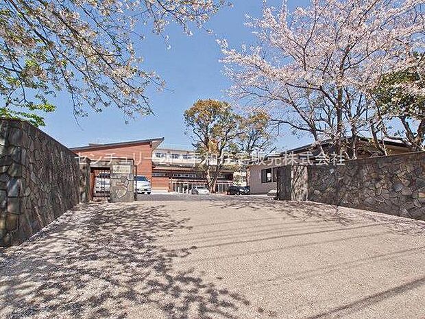 我孫子市立我孫子第二小学校まで1800m