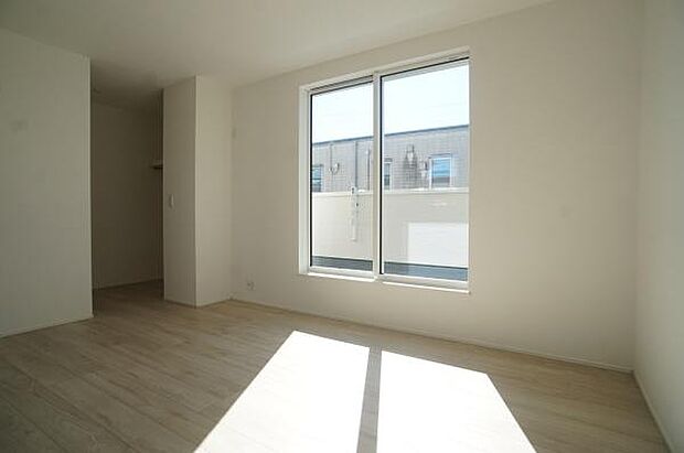 WIC付き洋室7,7帖。