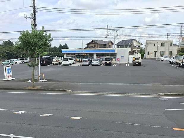 ローソン土浦木田余店まで1366m