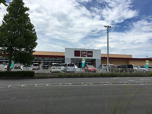 山新龍ケ崎店まで653m