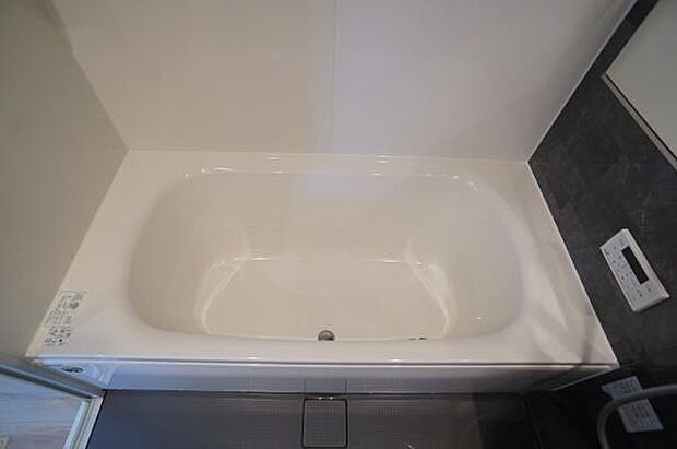 足を伸ばしてゆったりとリラックス。
