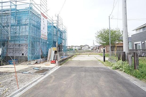 北側5m公道に接道。