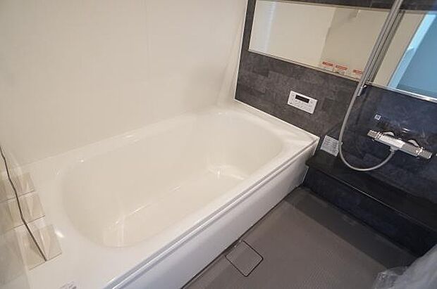 一日の疲れを癒す浴室。