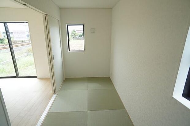 畳の上でひと休み。