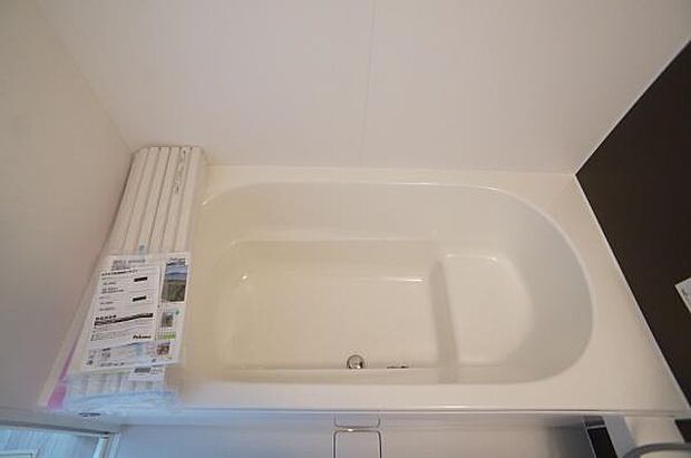 浴槽内の腰掛スペースで半身浴も。