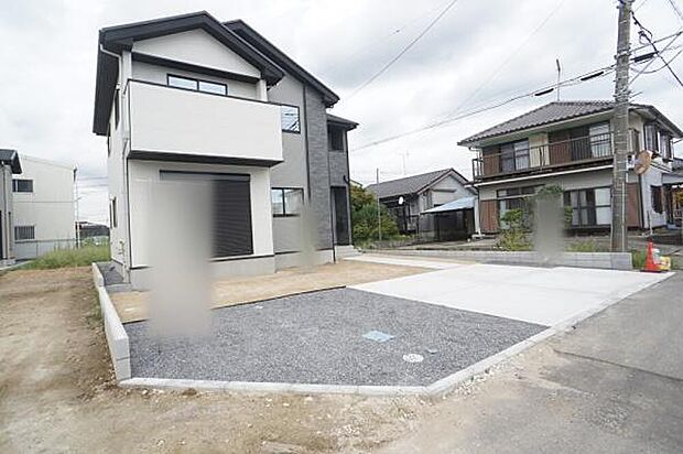 LDK前に土仕様のお庭も。