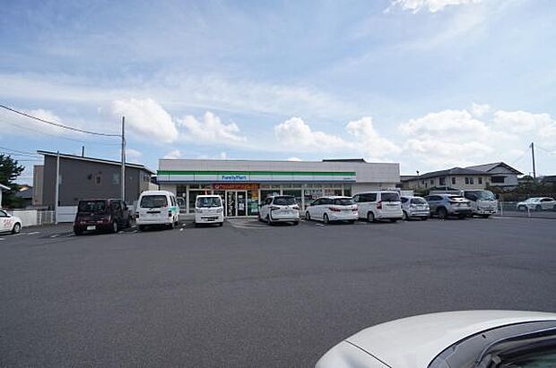 ファミリーマート土浦大手町店まで370m